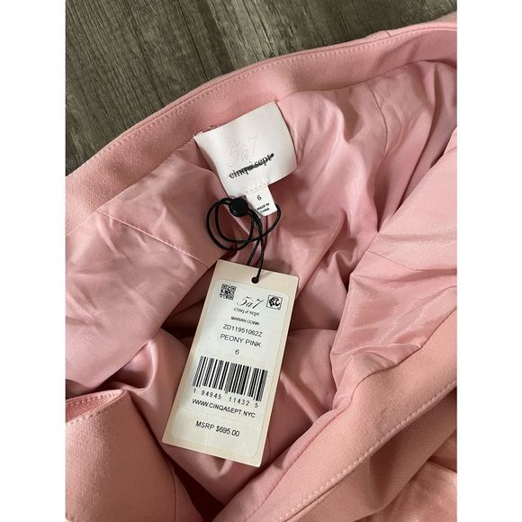 Cinq à Sept
Marian Draped Gown - Picture 11 of 13